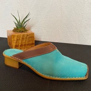 Tsonga Teal Single Right Shoe - Clog 1 shoe